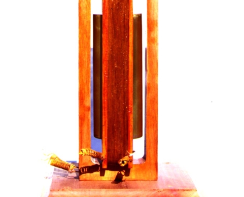 Motore a campo magnetico rotante di Galileo Ferraris, secondo modello, fase della costruzione. Fase della costruzione del secondo modello di motore a campo magnetico rotante di Galileo Ferraris, a opera di Carlo De Rubeis.
